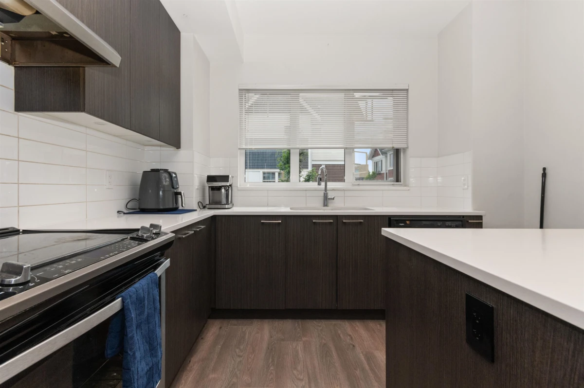Dining Area Photo of 24 2799 Allwood Street, Abbotsford, BC