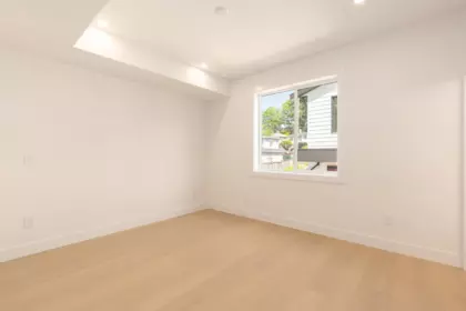 Basement Recreation Room Photo of 2 3635 Turner Street, Vancouver, BC