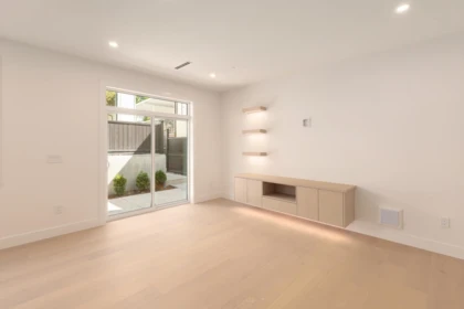 2 3635 Turner Street, Vancouver, BC, Vancouver — Half Duplex for sale