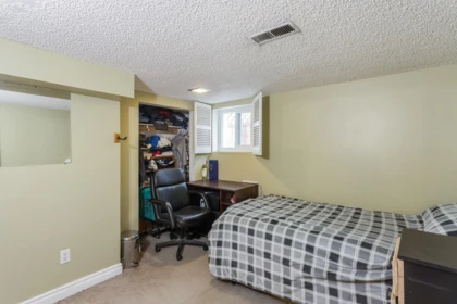 Guest Bathroom Photo of 550 Cassiar Street, Vancouver, BC