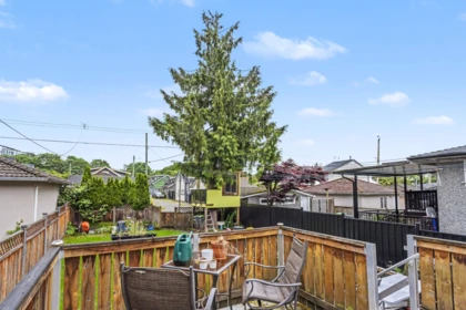Office / Den Photo of 550 Cassiar Street, Vancouver, BC