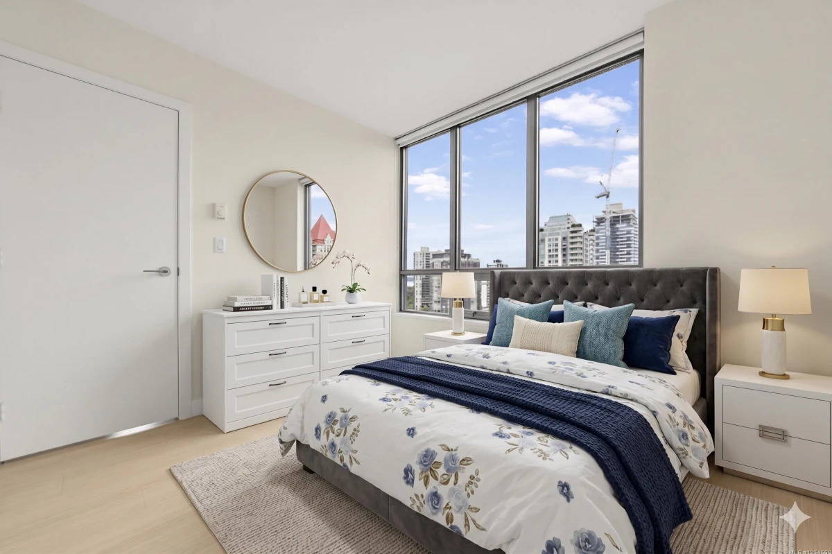 Family Room Photo of 1601 1308 Hornby Street, Vancouver, BC