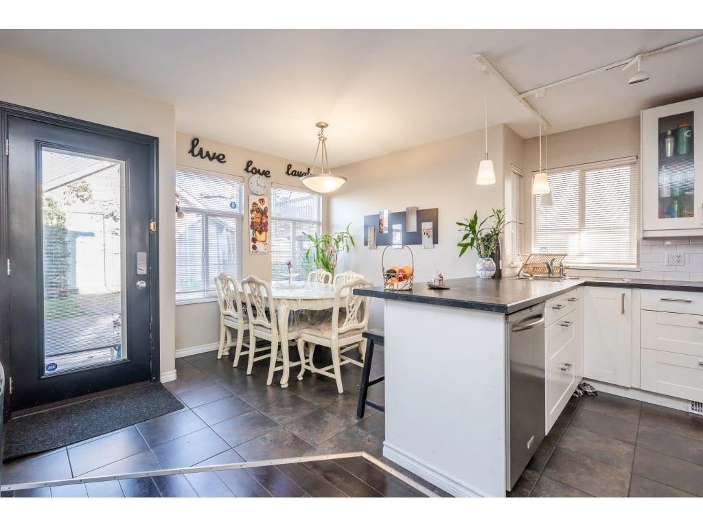 Dining Area Photo of 1528 Bond Street, North Vancouver, BC