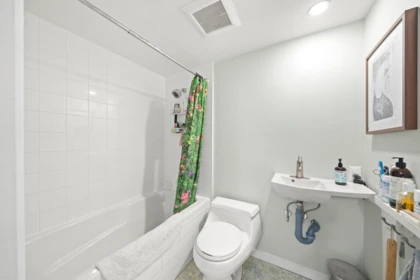 Basement Recreation Room Photo of 1401 1850 Comox Street, Vancouver, BC