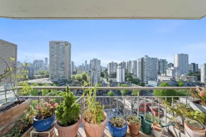 Mudroom Photo of 1401 1850 Comox Street, Vancouver, BC