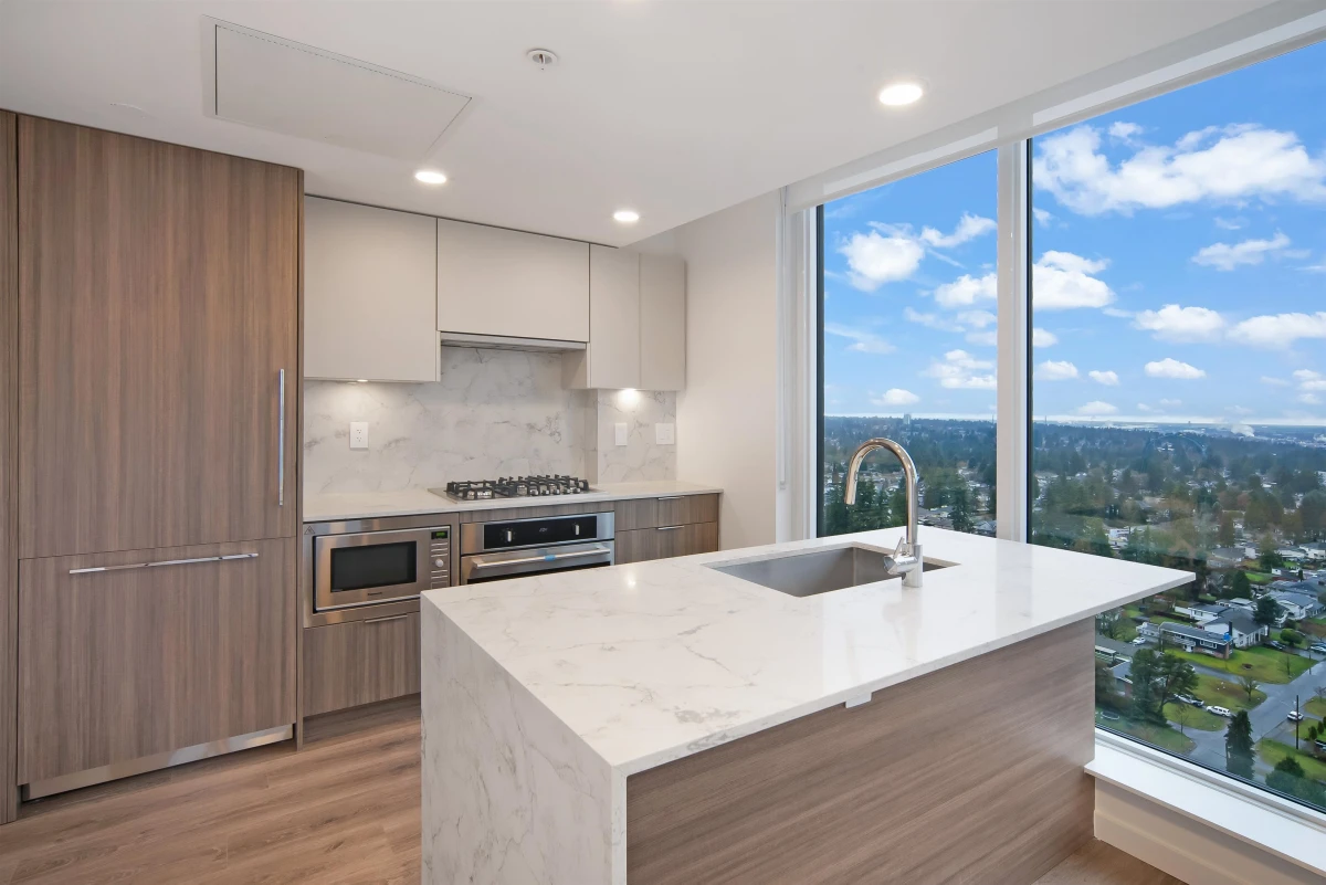 Family Room Photo of 2604 10333 133 Street, Surrey, BC
