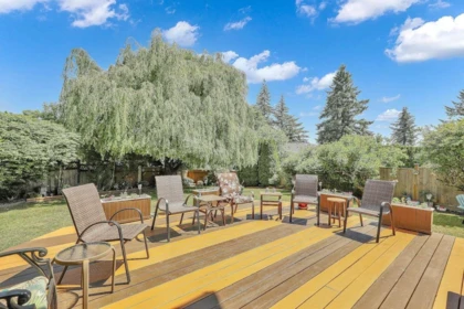 Front Yard Photo of 15965 89 Avenue, Surrey, BC