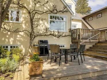 Front Yard Photo of 3388 W 31st Avenue, Vancouver, BC