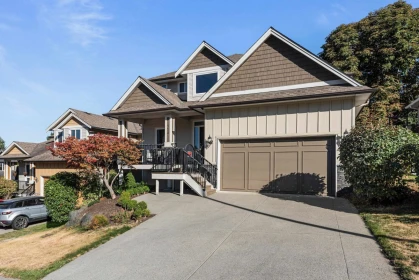 5650 Cedarcreek Drive, Chilliwack, BC, Chilliwack — Single Family Residence for sale