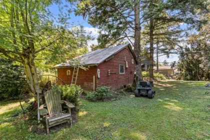 Backyard Photo of 51098 Yale Road, Rosedale, BC
