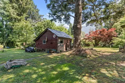 Front Yard Photo of 51098 Yale Road, Rosedale, BC