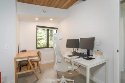 Garage Interior Photo of 2601 Dogwood Drive, Surrey, BC