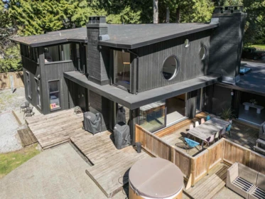 Outdoor Kitchen Photo of 2601 Dogwood Drive, Surrey, BC
