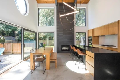 Primary Bedroom Photo of 2601 Dogwood Drive, Surrey, BC
