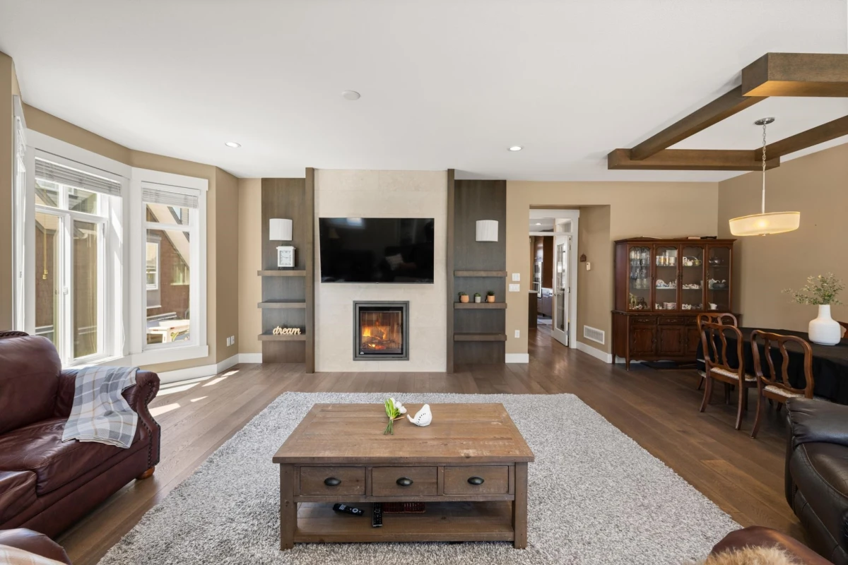 Living Room Photo of 10 15977 26 Avenue, Surrey, BC