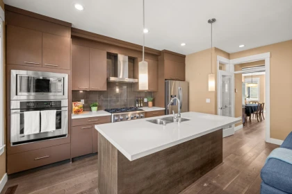 Breakfast Nook Photo of 10 15977 26 Avenue, Surrey, BC