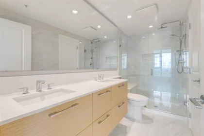 Kitchen Island Photo of 2508 6700 Dunblane Avenue, Burnaby, BC