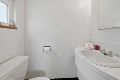 Hallway Photo of 3063 Renfrew Street, Vancouver, BC