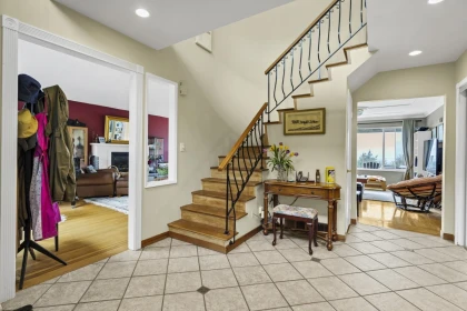 4582 Woodgreen Court, West Vancouver, BC, West Vancouver — Single Family Residence for sale