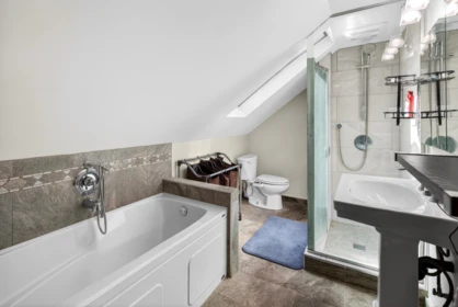 Hot Tub / Spa Photo of 9140 Norum Road, Delta, BC