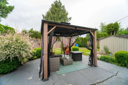 Basement Recreation Room Photo of 5567 44 Avenue, Delta, BC