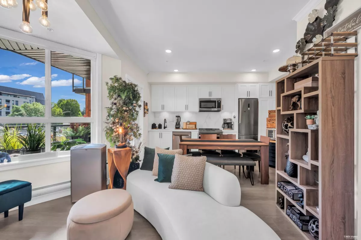 Family Room Photo of 225 12109 223 Street, Maple Ridge, BC