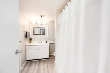 Walk-In Closet Photo of 211 31955 Old Yale Road, Abbotsford, BC