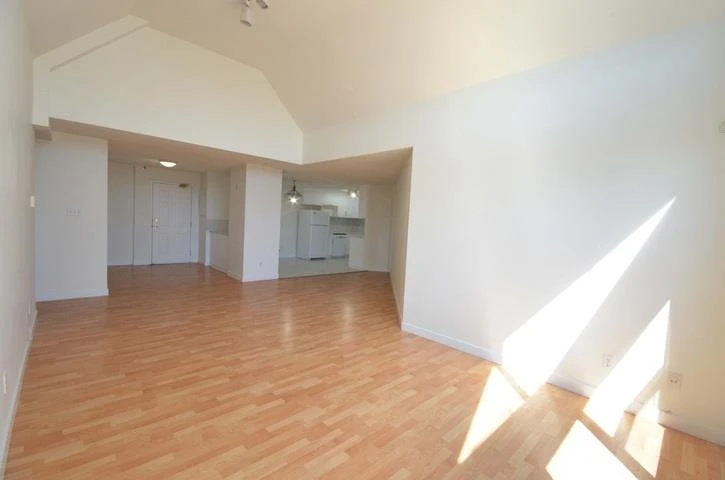 Dining Area Photo of 405 7071 Blundell Road, Richmond, BC