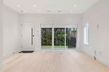 1 2539 Grant Avenue, Vancouver, BC, Vancouver — Townhouse for sale