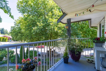 Hallway Photo of 314 11601 227 Street, Maple Ridge, BC