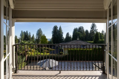 Outdoor Deck Photo of 2912 Mathers Avenue, West Vancouver, BC