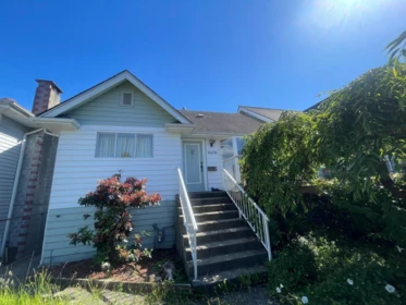 2478 E 28th Avenue, Vancouver, BC, Vancouver — Single Family Residence for sale