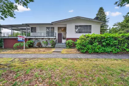 3660 E 22nd Avenue, Vancouver, BC, Vancouver — Single Family Residence for sale