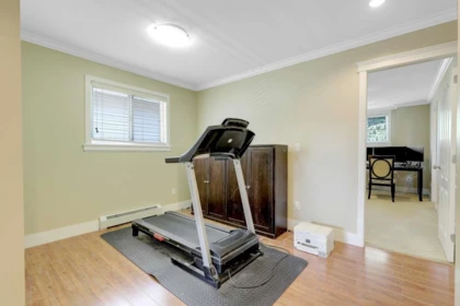 Entry Foyer Photo of 13542 80a Avenue, Surrey, BC