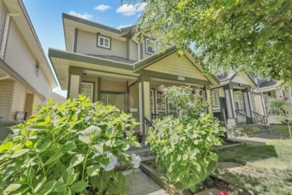 13542 80a Avenue, Surrey, BC, Surrey — Single Family Residence for sale