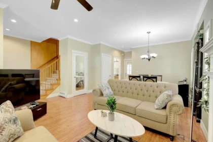 Kitchen Island Photo of 13542 80a Avenue, Surrey, BC