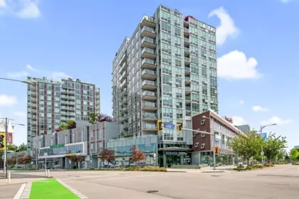 4 5688 Hollybridge Way, Richmond, BC, Richmond — Townhouse for sale