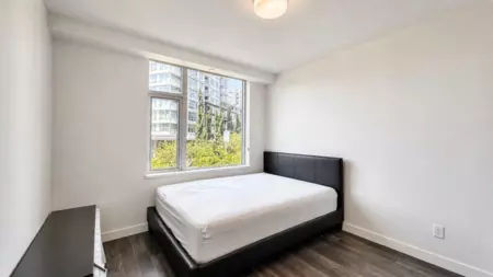 Powder Room Photo of 4 5688 Hollybridge Way, Richmond, BC