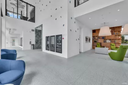 1701 2425 Alpha Avenue, Burnaby, BC, Burnaby — Apartment/Condo for sale