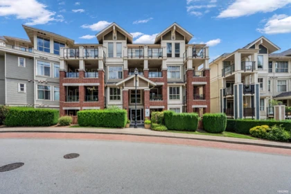 307 285 Ross Drive, New Westminster, BC, New Westminster — Apartment/Condo for sale
