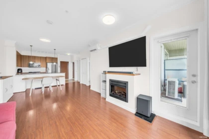 Kitchen Photo of 307 285 Ross Drive, New Westminster, BC