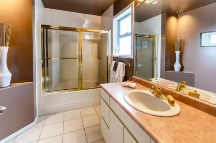 Powder Room Photo of 667 Colinet Street, Coquitlam, BC