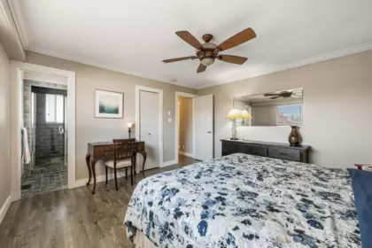 Guest Bathroom Photo of 4686 54a Street, Ladner, BC