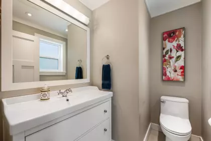 Swimming Pool Photo of 4686 54a Street, Ladner, BC