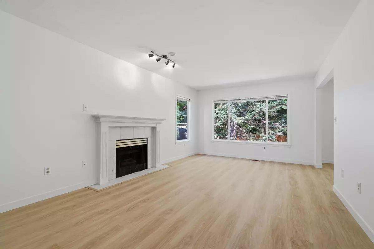 Family Room Photo of 20885 95a Avenue, Langley, BC