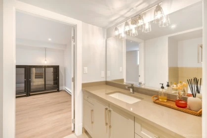 Basement Recreation Room Photo of 3668 159a Street, Surrey, BC
