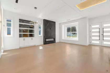 Kitchen Photo of 88 171 Street, Surrey, BC