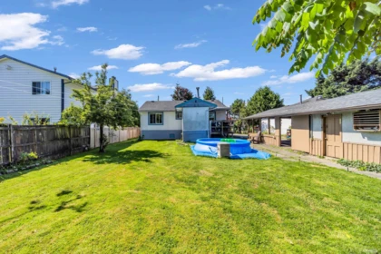 Swimming Pool Photo of 12587 113 Avenue, Surrey, BC