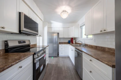 Breakfast Nook Photo of 3648 Vincent Street, Port Coquitlam, BC