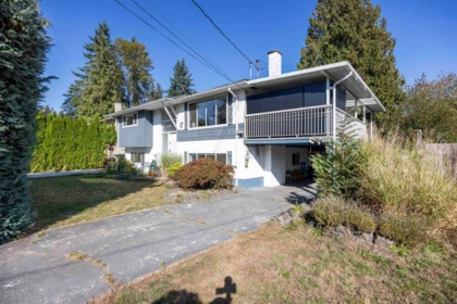 Hot Tub / Spa Photo of 3648 Vincent Street, Port Coquitlam, BC